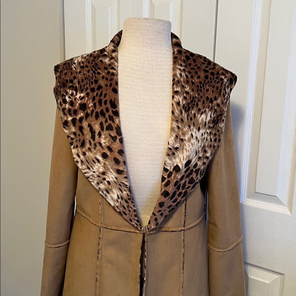 Tan Faux Suede Coldwater Creek Womens Snow Leopard Print Collared Coat Size M